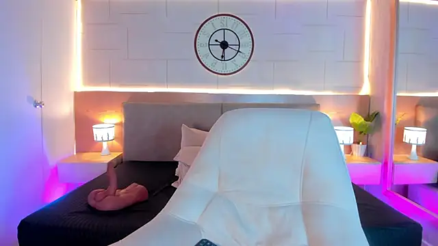 megan_charles_ - Megan_charles_'s free webcam - UK Sex Cams