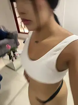 SCARLETVELVET_ webcam