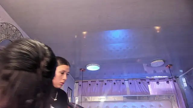 Tifanny-Val webcam