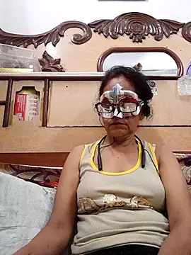 Indianbhaabhi webcam