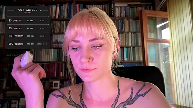 Retro_Marie webcam
