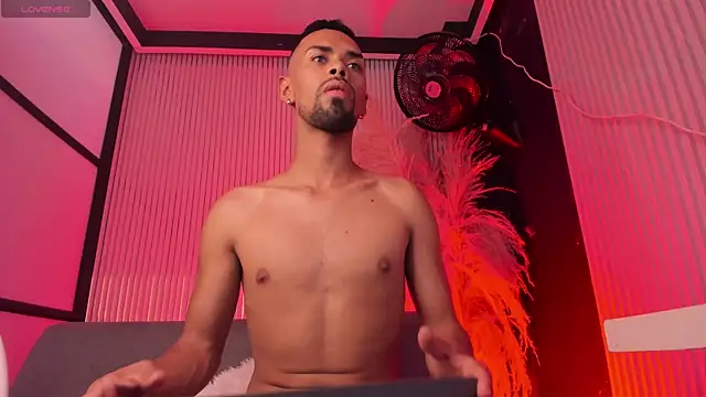 Tyler_204 webcam