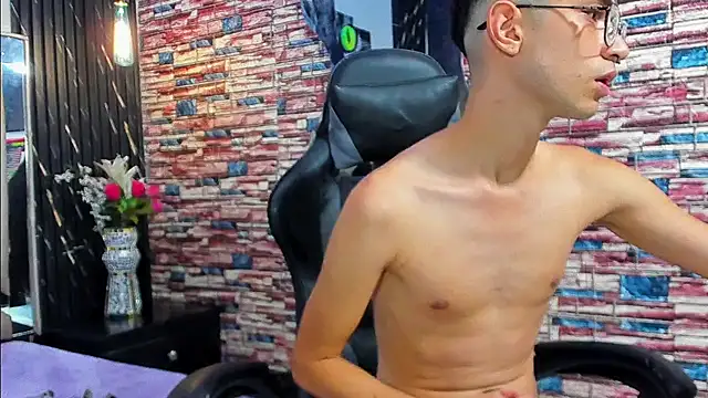 LiamHeatx webcam