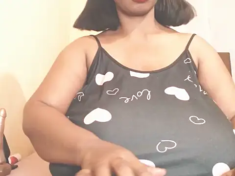 MissTits webcam