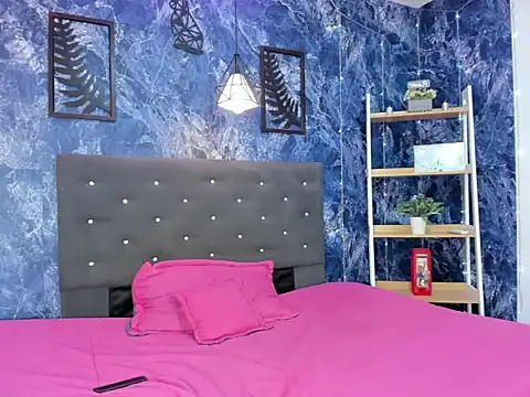nova_mitchell7 live cam on StripChat