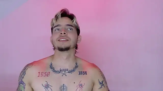AliceandMax webcam