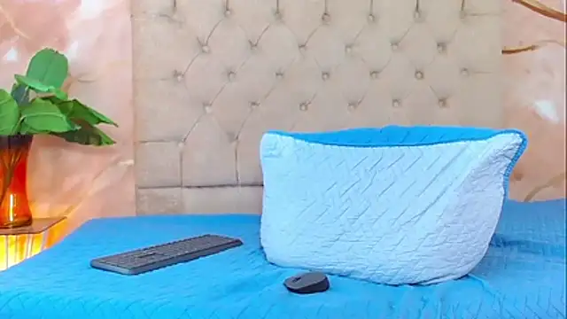 Luke_Carter webcam