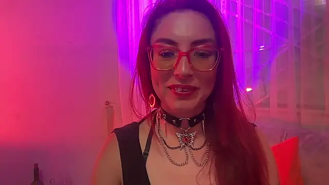 Queenscarlettsecret webcam