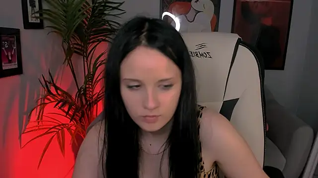 AmeliaRiviera live cam on StripChat