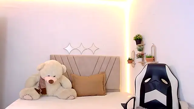 zara_cute webcam