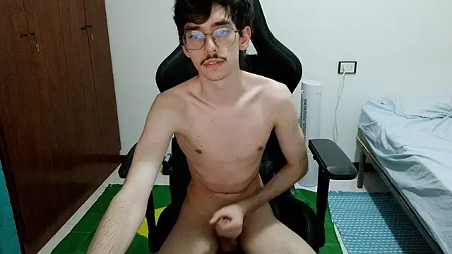 gabrielNovin17cm webcam