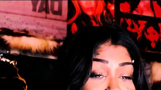 indian_dreamgirl webcam