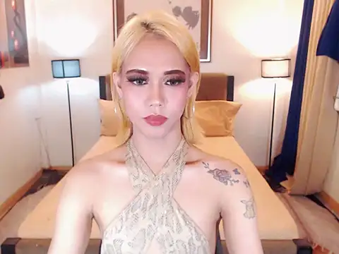 PreciousAmore webcam