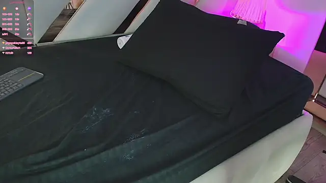 Noa_butterfly_ webcam