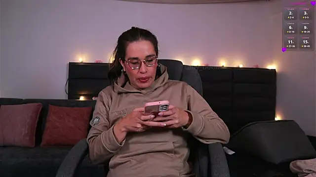 kathieandpovcock1 webcam
