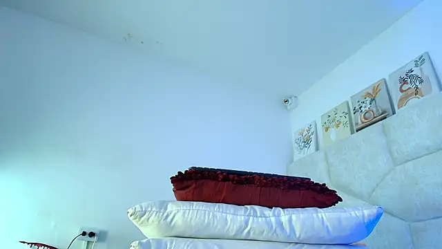 elizawiliamst webcam