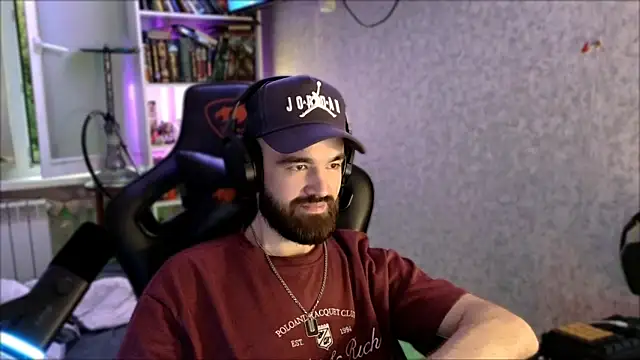 _Serious_Man webcam