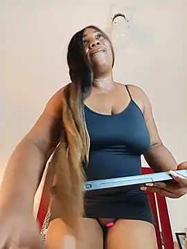 MadameEbony webcam