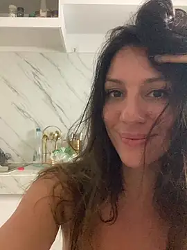 AnnaFlowerBabe webcam