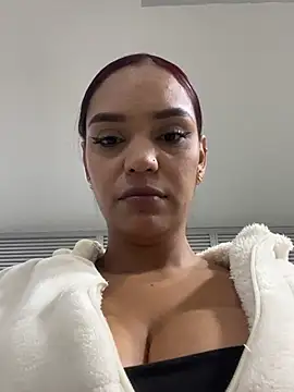 Sara-77 webcam