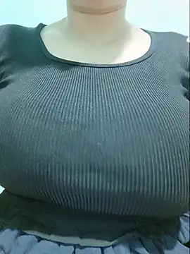 Shine_Mai webcam