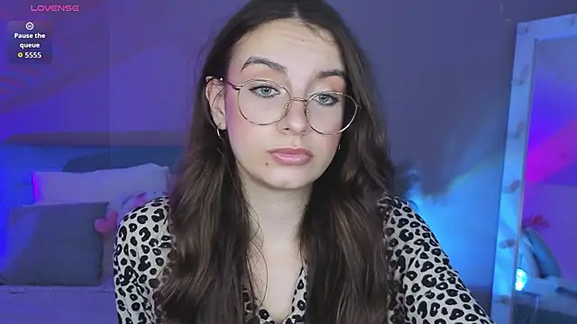 Real_cutie1 webcam
