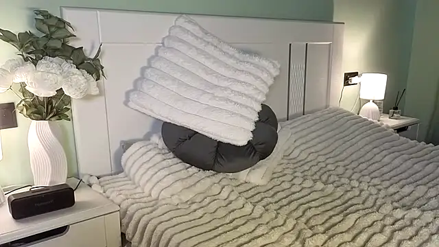 DianaaLight webcam