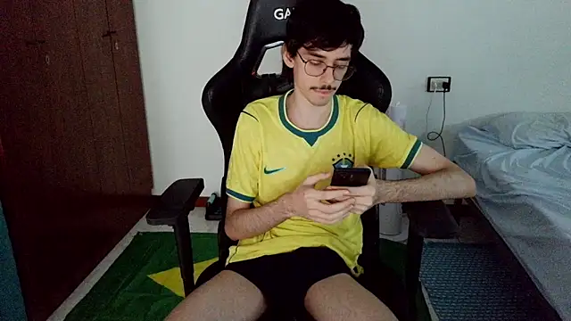 gabrielNovin17cm webcam
