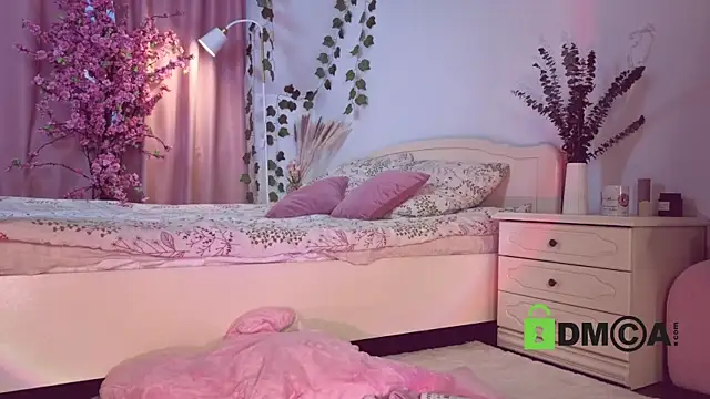 Evi_Brook webcam