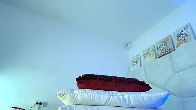 elizawiliamst webcam