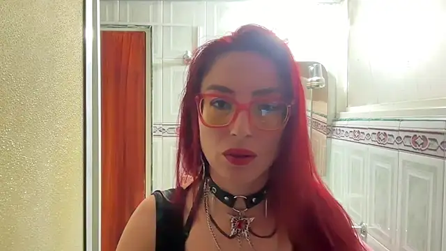 Queenscarlettsecret webcam