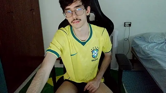 gabrielNovin17cm webcam