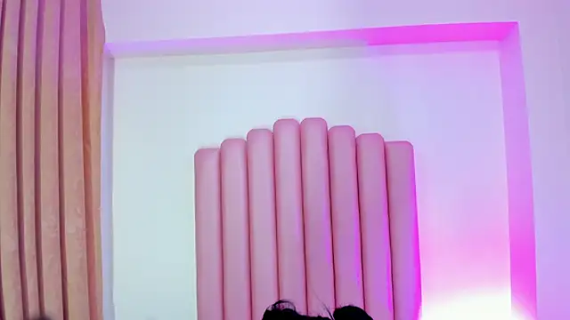 Andreaa-00 webcam