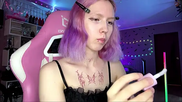 lonely_bunny webcam