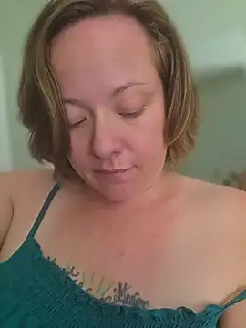 julimonroe webcam