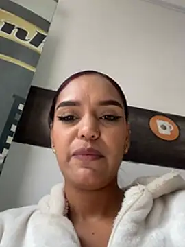 Sara-77 webcam