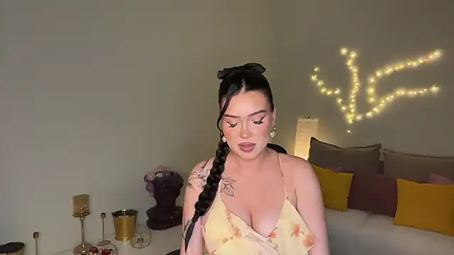 mistress_of_hearts webcam