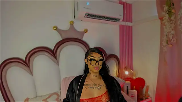 Mia_Jansen webcam