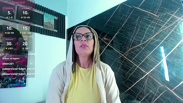 Agatha_Pleasure webcam