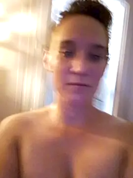 Maggie38 webcam