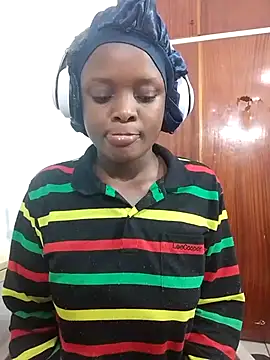 DarkPearl_20 webcam