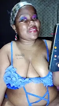 ChubbyMidgetxxx19 webcam