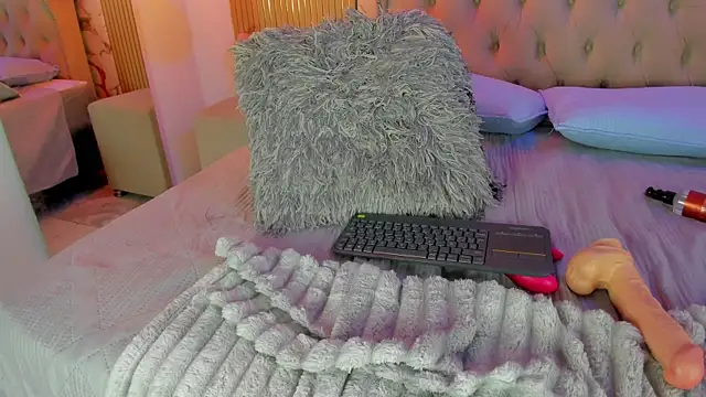 Violetaruizz webcam