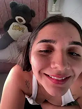 salomecute21 live cam on StripChat