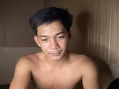 YourcumBoy77 Live Web Cam Show