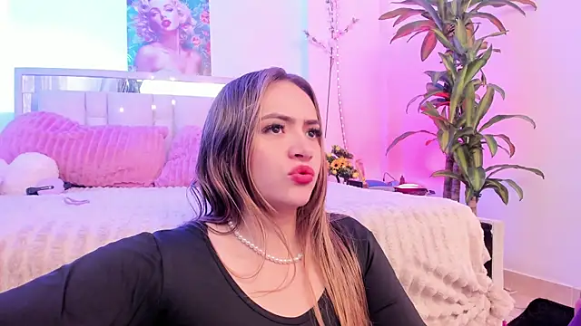 Samantaa_roberts1 live cam on StripChat