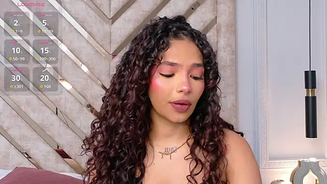 Scarlett-Banner webcam