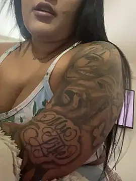 Valentina_Tilly webcam