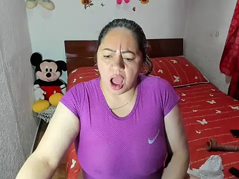 cris_spicy webcam
