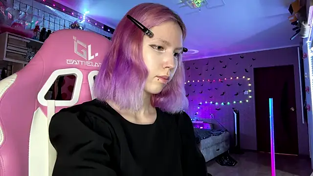 lonely_bunny webcam